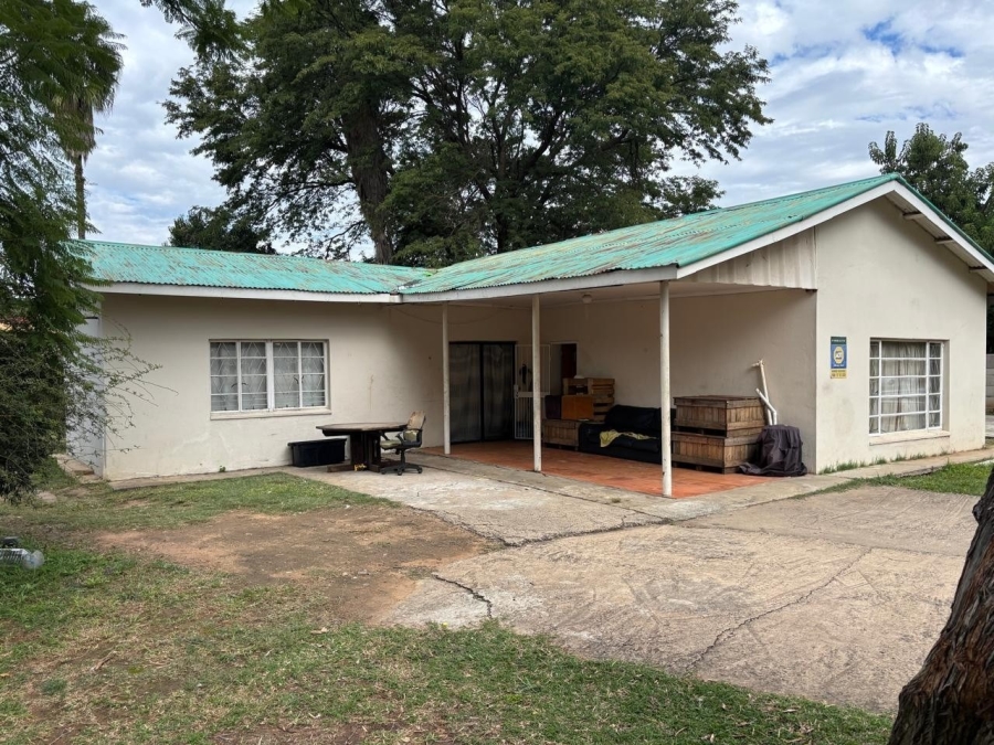 3 Bedroom Property for Sale in Oos Einde North West